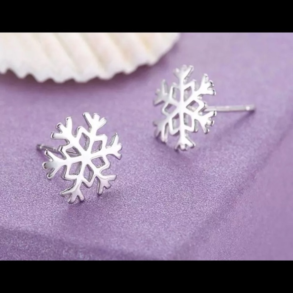 NEW!💙💎❄️ADORABLE SILVER PLATED SNOWFLAKES!❄️💎💙 - Picture 5 of 7